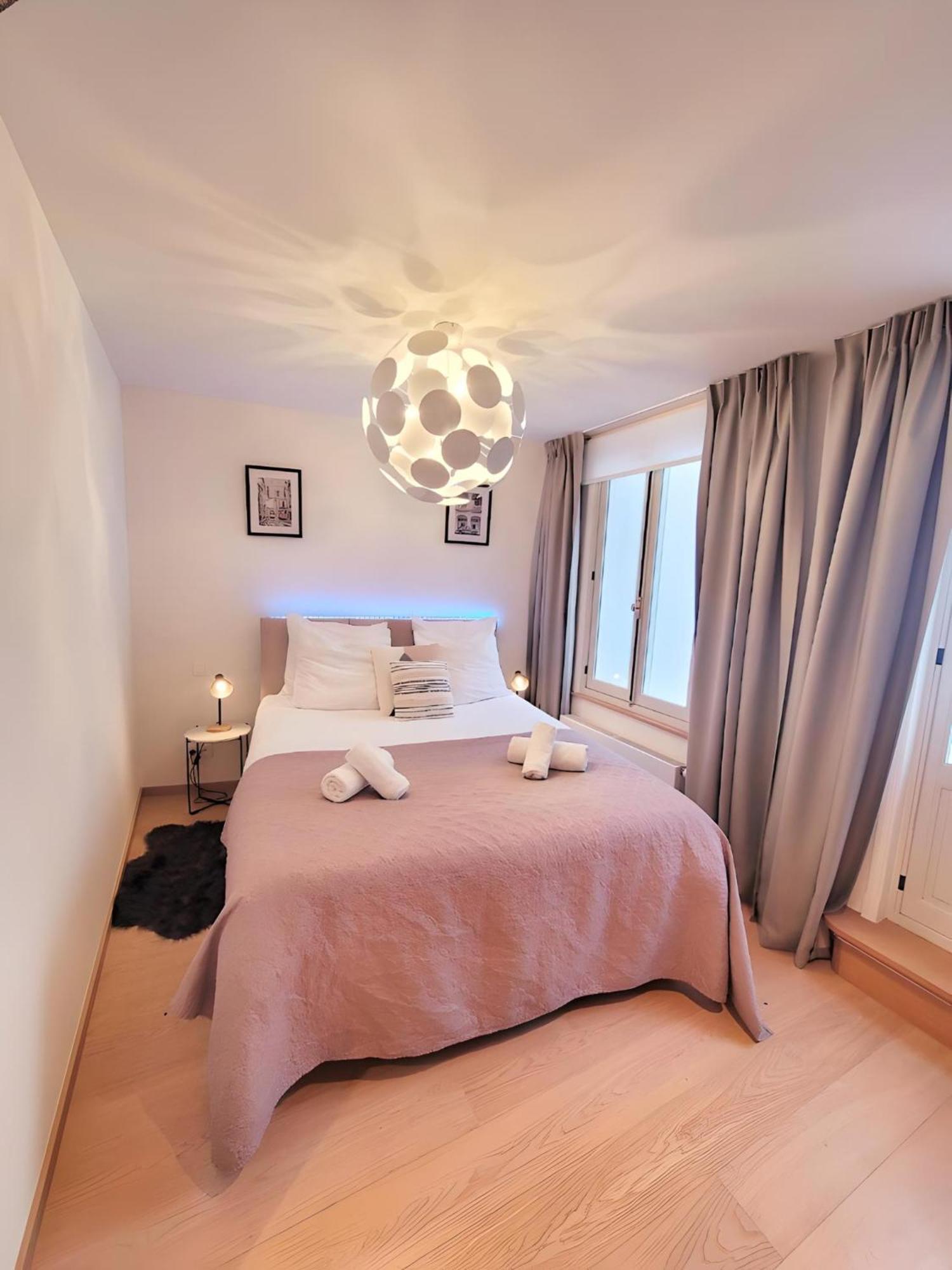 Grand Sablon Stylish Brussels City Center Apartment 외부 사진